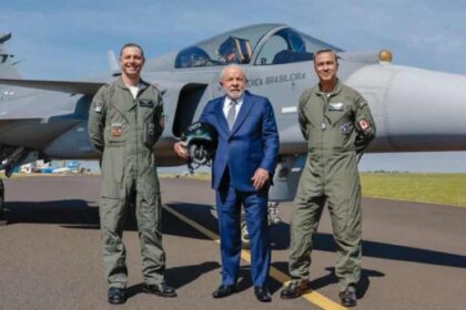 EUA Retomam Investigacao sobre Compra de Cacas Gripen e Lula.jpg