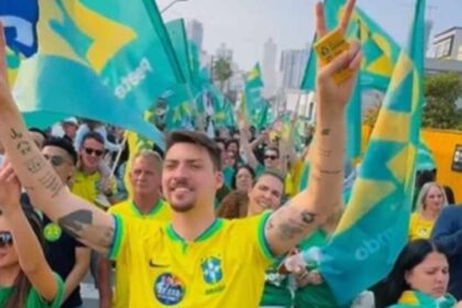 Jair Renan filho de Bolsonaro tem maior votacao para vereador.jpg