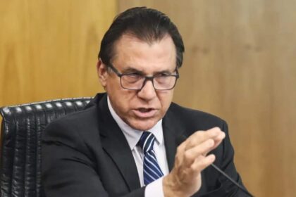 Luiz Marinho ameaca deixar o cargo caso governo altere seguro desemprego.jpg