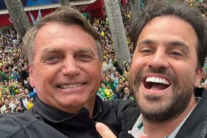 Marcal diz que devolvera medalha imbrochavel a Bolsonaro.jpg