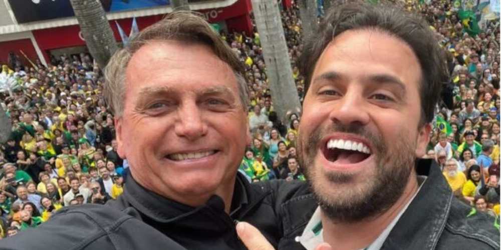 Marcal diz que devolvera medalha imbrochavel a Bolsonaro.jpg