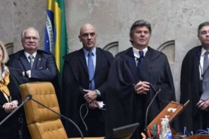 Ministros do STF acusam o golpe e tomam atitude inaceitavel.jpg