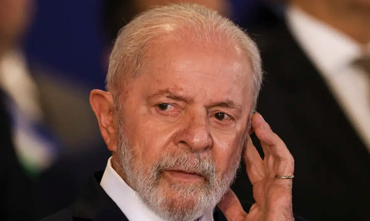 Novo boletim medico revela estado de saude de Lula apos.jpg