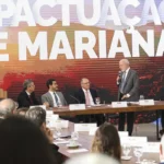 tragedia-de-mariana-governo-e-mineradoras-assinam-acordo-de-r-132-bi