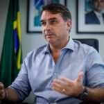 Bolsonaro decide qual filho sera seu candidato a presidente em.jpg