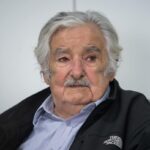 Candidato esquerdista de Mujica e eleito presidente no Uruguai.jpg