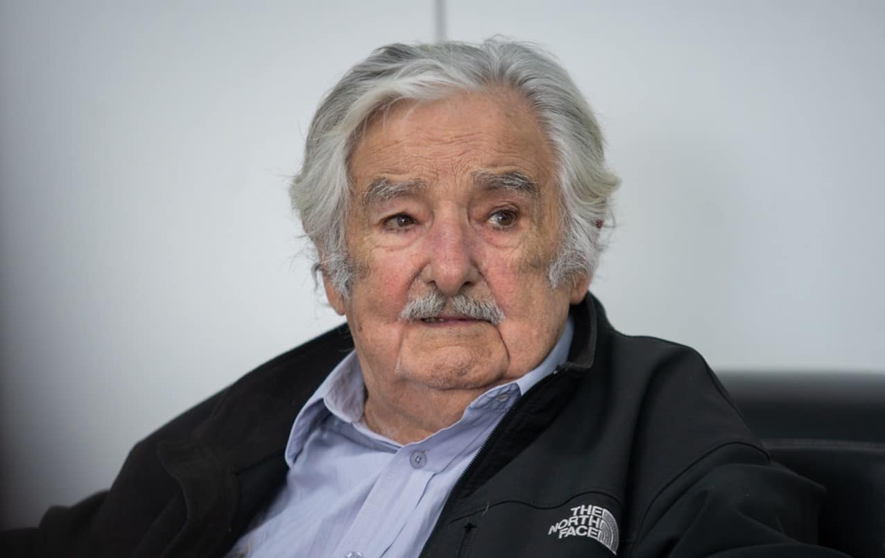 Candidato esquerdista de Mujica e eleito presidente no Uruguai.jpg