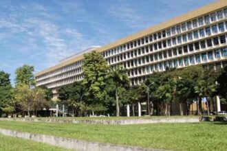 Corte de energia na UFRJ e Museu Nacional contrasta com.jpg