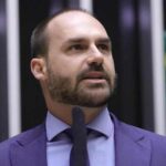 Eduardo Bolsonaro critica prisao de militares ‘O sistema agoniza.jpg