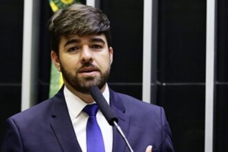 Impasse com Supremo divide parlamentares em torno das emendas.jpg