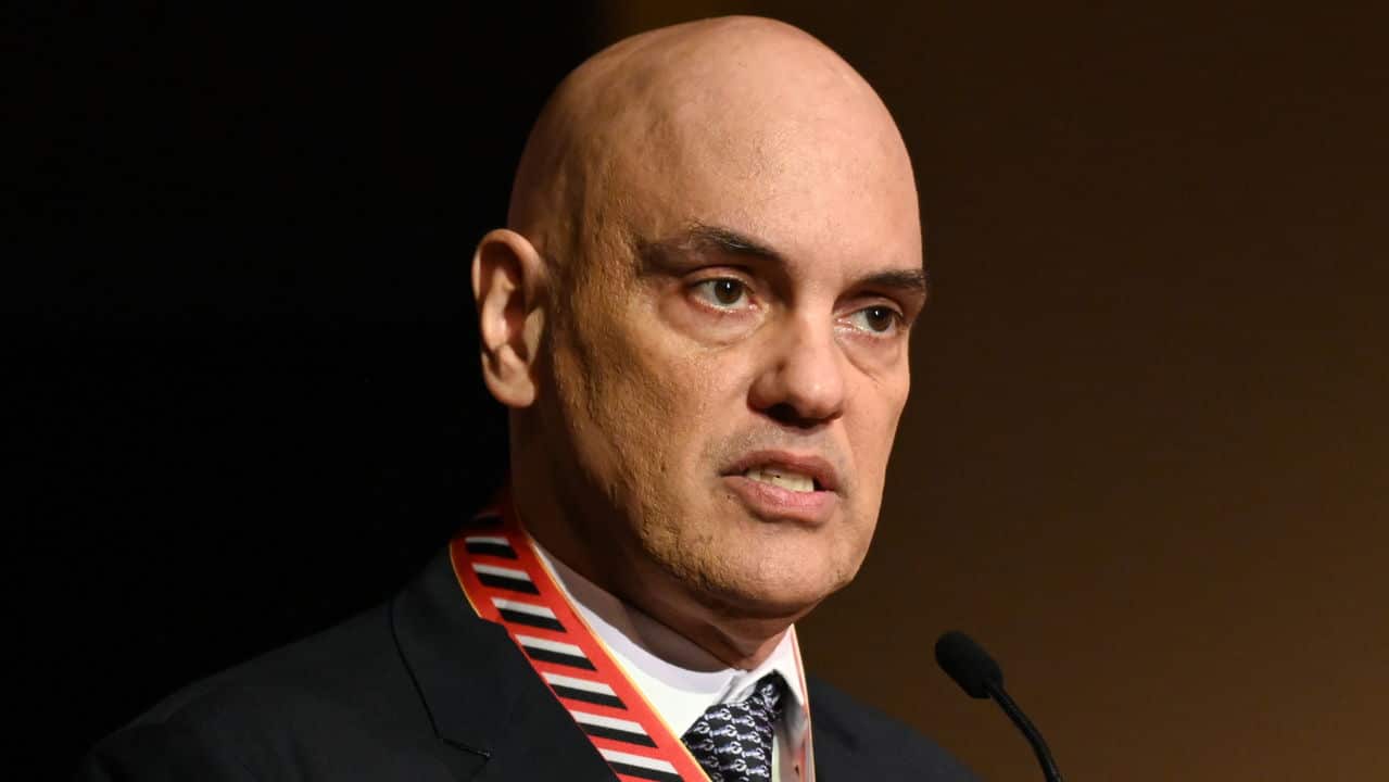 STF Moraes retira sigilo do inquerito que investiga Bolsonaro e.jpg