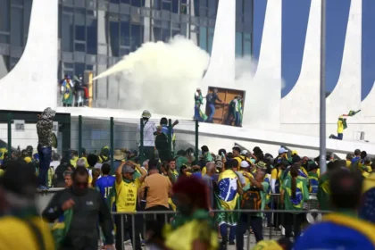 plano-golpista-levou-ao-8-de-janeiro-e-atentado-a-bomba