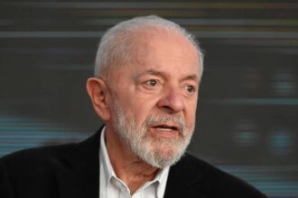 Avaliacao positiva do trabalho de Lula despenca em nova pesquisa.jpg