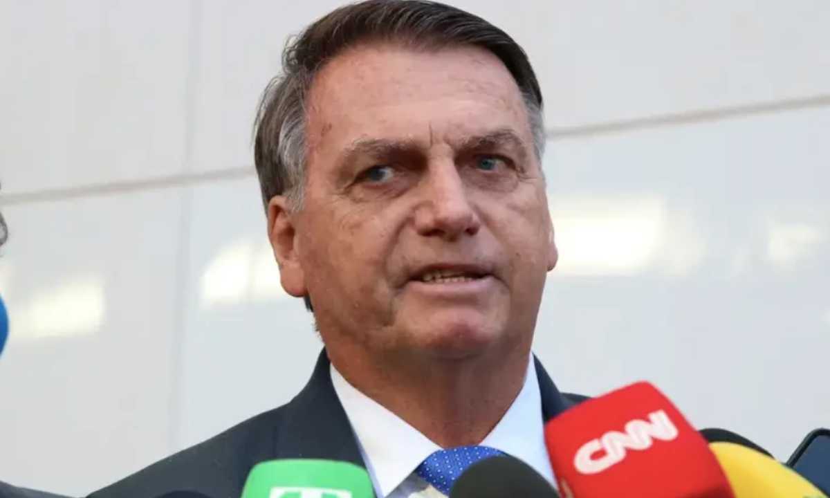 Bolsonaro Ironiza Barroso Virou Governador Agora.jpg