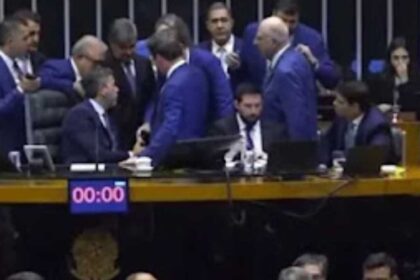 Camara aprova PEC do pacote de corte de gastos em.jpg