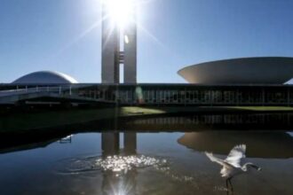 Camara dos Deputados Aprova projeto do PT de Taxacao de.jpg