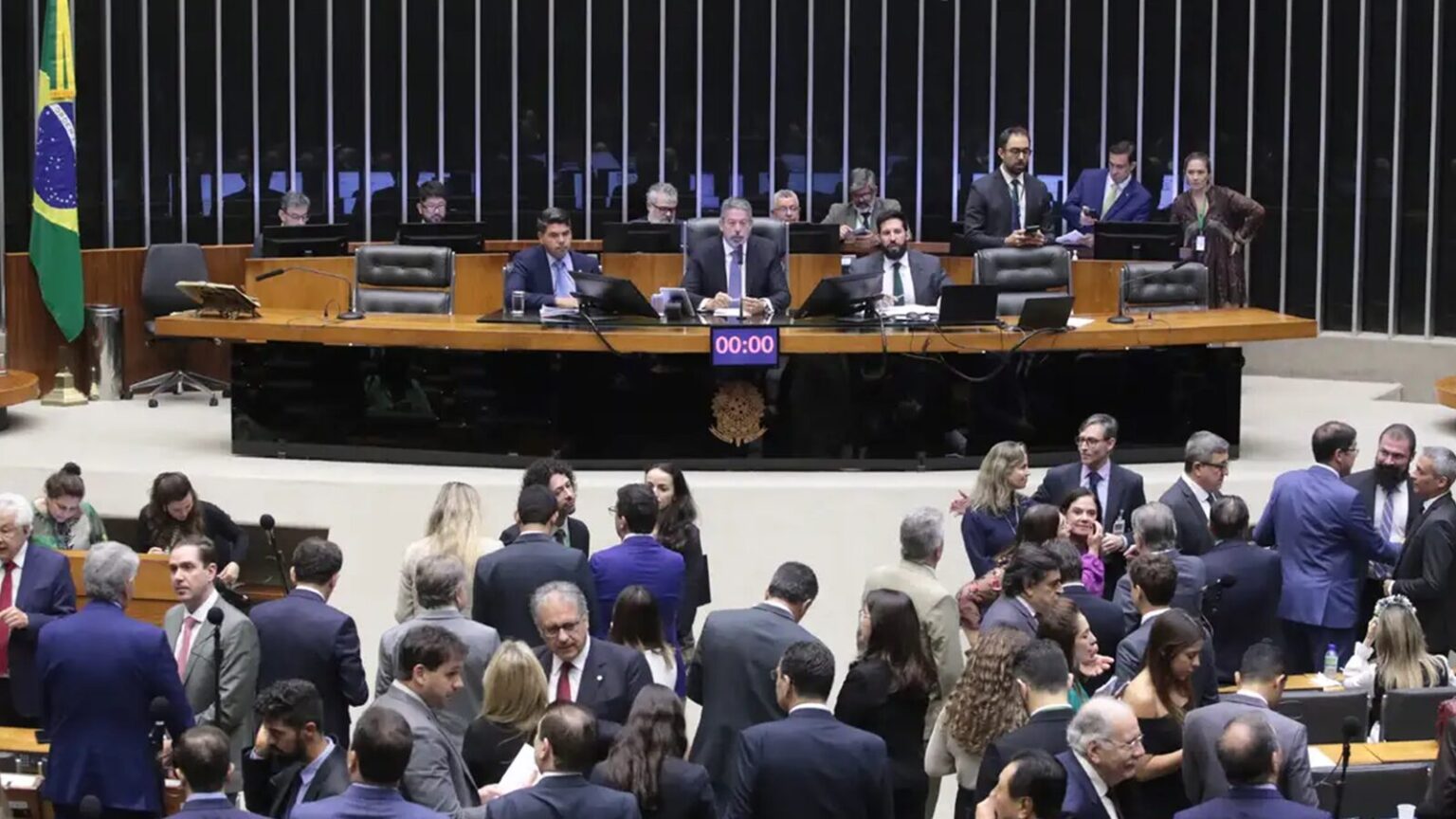 reforma-tributaria-camara-rejeita-mudancas-do-senado-e-aprova-pl-aliquota-padrao-deve-cair-de-2855-para-2784-foto-vinicius-loures-camara-dos-deputados-tvt-news