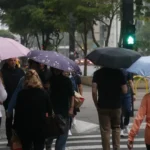 capitais-do-pais-terao-chuvas-isoladas-e-ceu-nublado-na-virada-apesar-das-chuvas-o-clima-ainda-sera-de-calor-foto-paulo-pinto-agencia-brasil-tvt-news