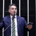 Deputado Zucco e escolhido como novo lider da oposicao na.jpg