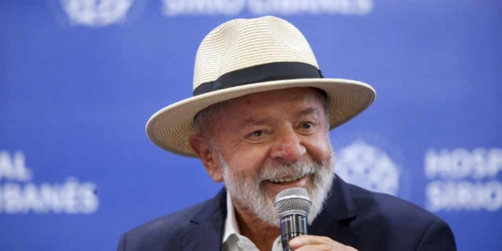 Governo Lula bate recorde de gastos com Viagens.jpg