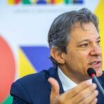 Haddad culpa comunicacao do governo Lula por alta do dolar.jpg