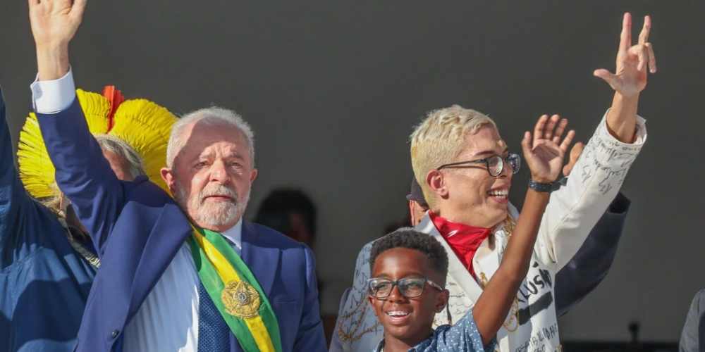 Influenciador que subiu a rampa com Lula critica governo federal.jpg