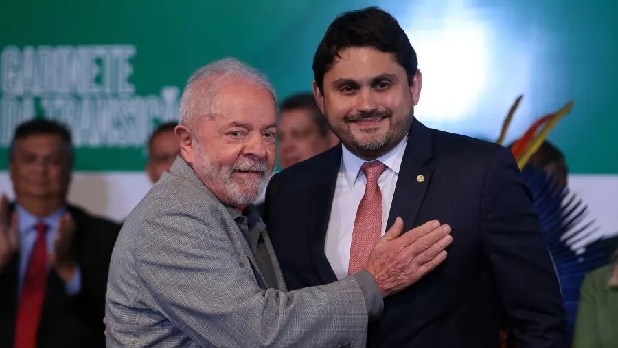 Juscelino Filho O ministro envolvido em escandalos que controla bilhoes.webp.webp