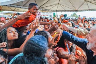 lula-comemora-reducao-da-pobreza-para-isso-fomos-eleitos-a-partir-de-agora-vamos-colher-tudo-o-que-plantamos-disse-lula-tvt-news