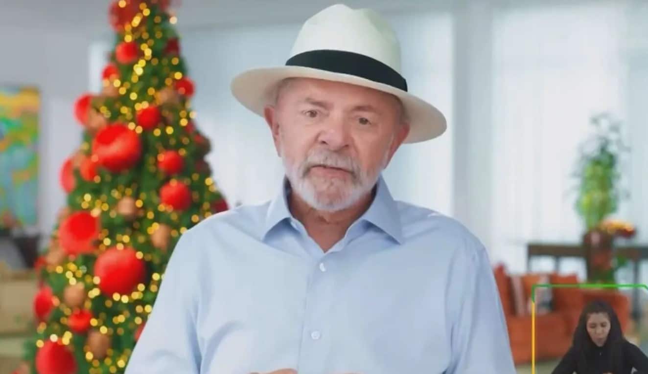 Lula faz pronunciamento de Natal e afirma que economia esta.jpg