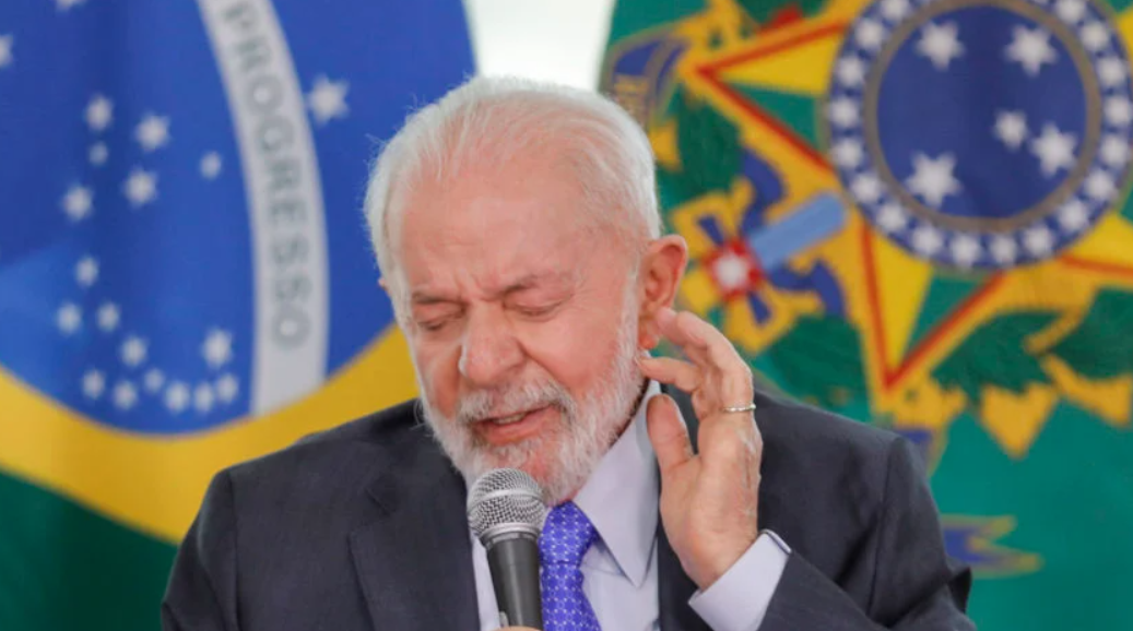 Lula recebe alta e retorna ao trabalho com restricoes medicas.png