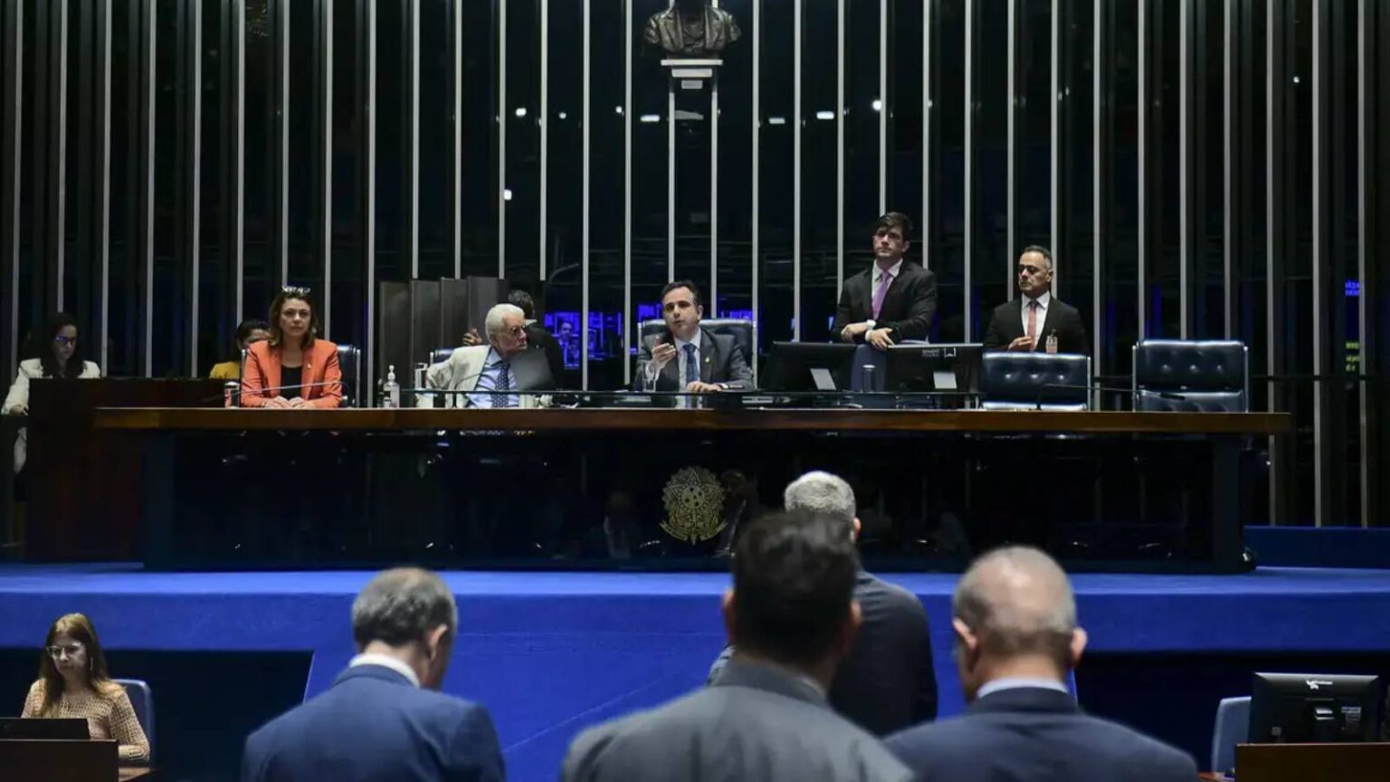 senado-aprova-pec-do-corte-de-gastos-e-restricao-do-pis-pasep-no-2-turno-foram-55-votos-favoraveis-e-18-contra-foto-pedro-franca-agencia-senado-tvt-news