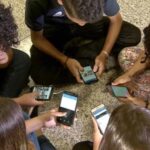 Senado aprova restricao ao uso de celulares nas escolas e.jpg