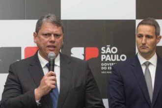 Tarcisio avisa que nao vai demitir Derrite da Seguranca Publica.jpg