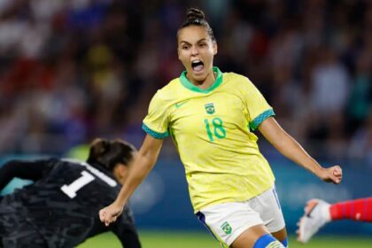 retrospectiva-prata-destaque-olimpiadas-brasil-futebol-feminino-foto-cbf-tvt-news