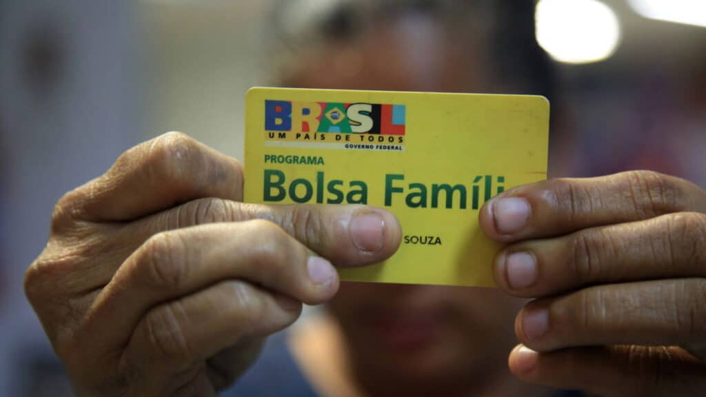 Bolsa Familia 2025 veja o calendario de pagamentos de janeiro.jpg
