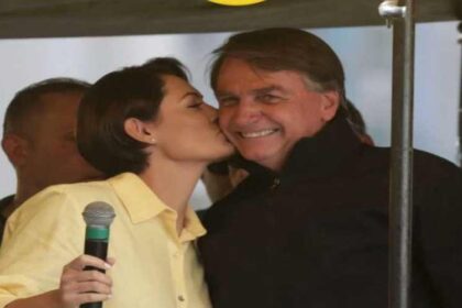 Bolsonaro rebate fala de Lula sobre amantes Sou apaixonado pela.jpg