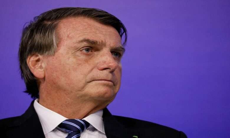 Bolsonaro retruca criticas de Lula sobre galeria do Planalto diz.jpg