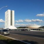 Brasil gasta R435 Milhoes em aluguel de carros para deputados.jpg