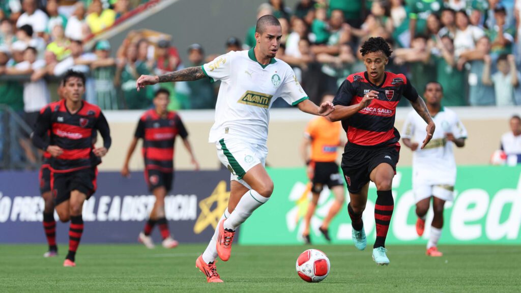 copinha-2025-palmeiras-e-oeste-empatam-na-ultima-rodada-da-fase-de-grupos-palmeiras-e-oeste-se-enfrentaram-na-ultima-noite-fabio-menotti-palmeiras-tvt-news