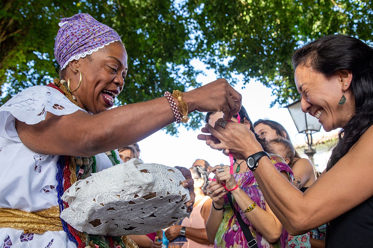 21-de-janeiro-e-dia-nacional-de-combate-a-intolerancia-religiosa-lavagem-das-escadarias-do-bonfim-e-exemplo-de-tolerancia-entre-religioes-foto-bruna-quevedo-wikimedia-commons-tvt-news