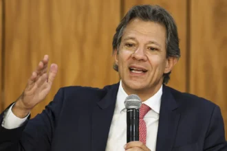 pe-de-meia-nao-vai-ser-interrompido-diz-haddad