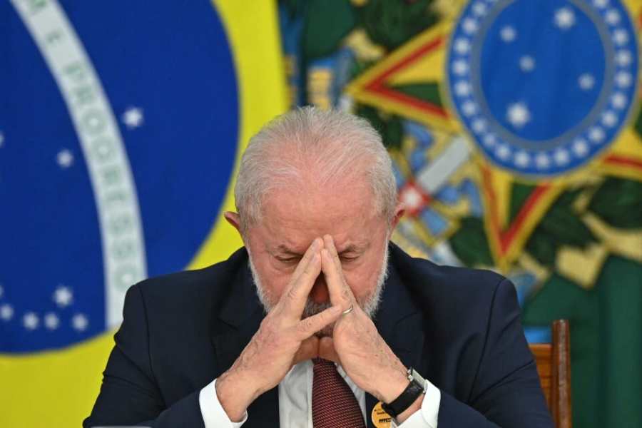 Pedido de impeachment de Lula tem mais de 90 assinaturas.jpg