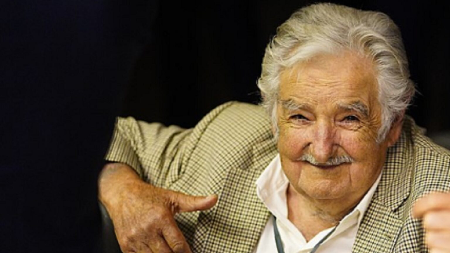 mujica-o-guerreiro-tem-direito-ao-descanso-foto-camera-deputados-tvt-news