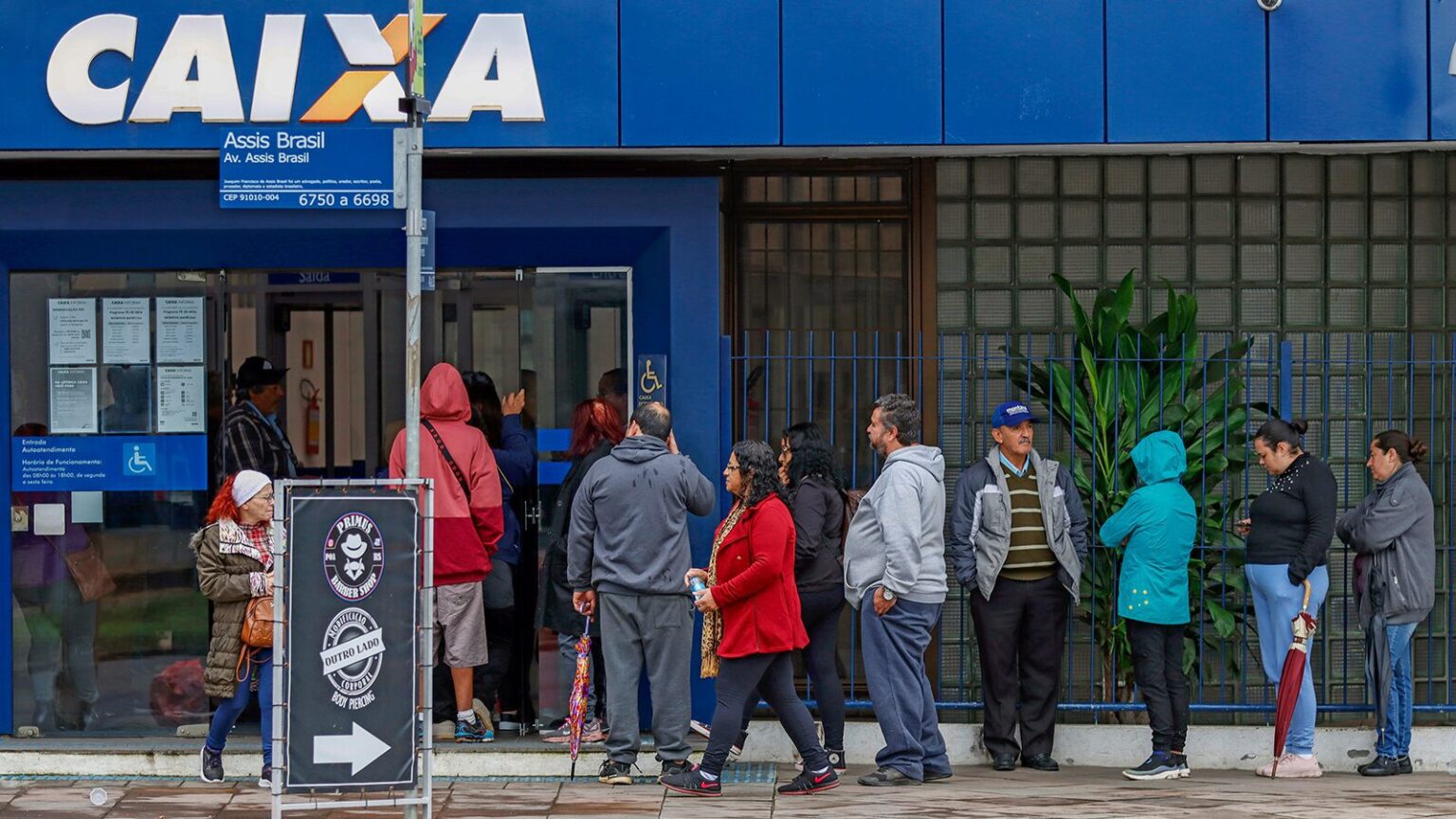 caixa-teve-lucro-liquido-r-14-bilhoes-no-quarto-trimestre-de-2024-principal-operador-da-minha-casa-minha-vida-caixa-e-lider-no-mercado-imobiliario-foto-bruno-peres-agencia-brasil-tvt-news