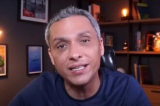 Em ingles Gayer faz video sobre censura no Brasil e.jpg