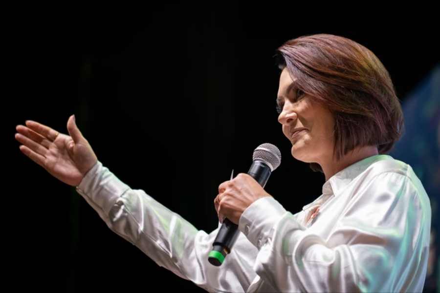 Michelle Bolsonaro descarta preocupacao com denuncia.jpg