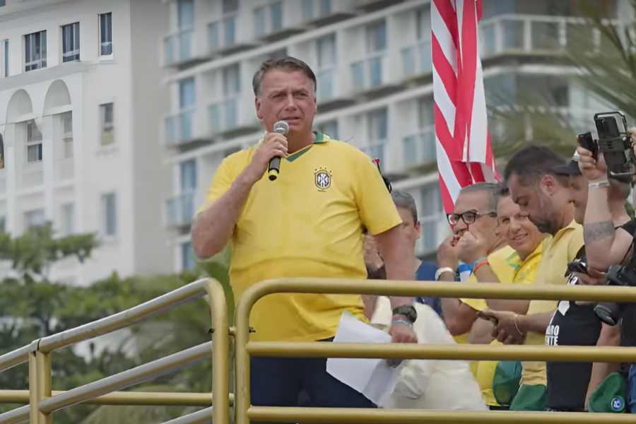 Bolsonaro Se algo acontecer comigo continuem lutando.jpg