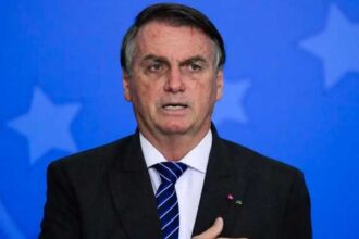 Bolsonaro pode perder patente militar caso seja condenado.jpg