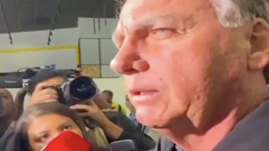 Bolsonaro revela quando indicara um novo nome para disputar em.jpeg