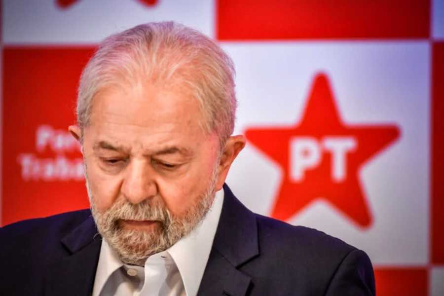Colunista da Bloomberg afirma que Lula esta perdendo o apoio.jpg